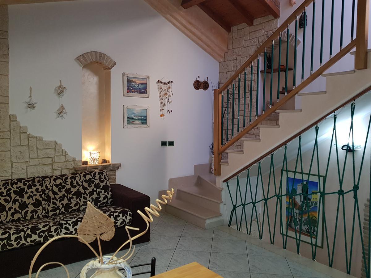 Вілла Residenza Borgo Antico Термолі Екстер'єр фото